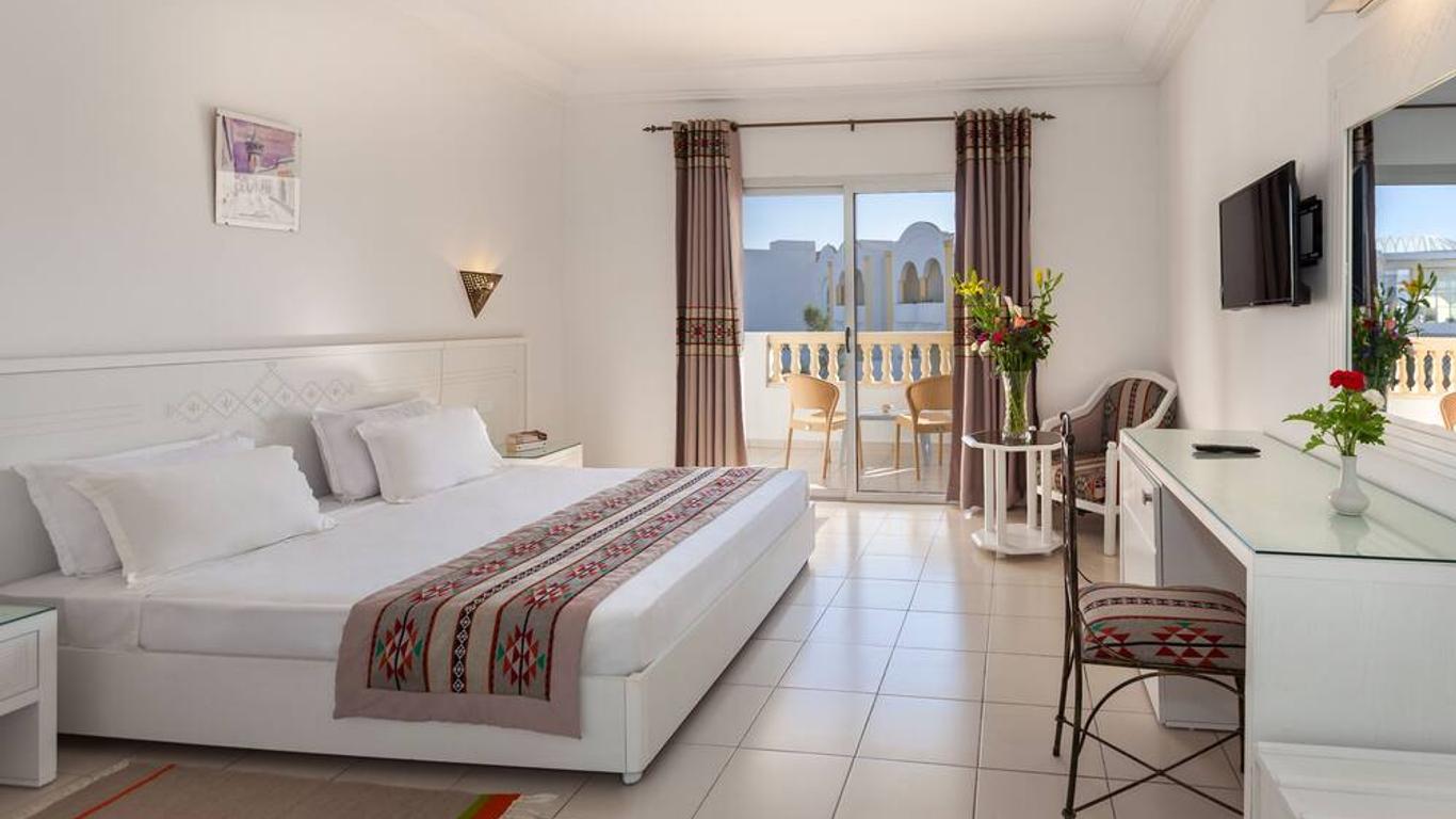 Zodiac Hotel