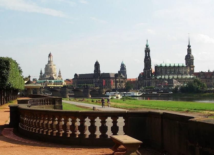 Außenansicht Foto