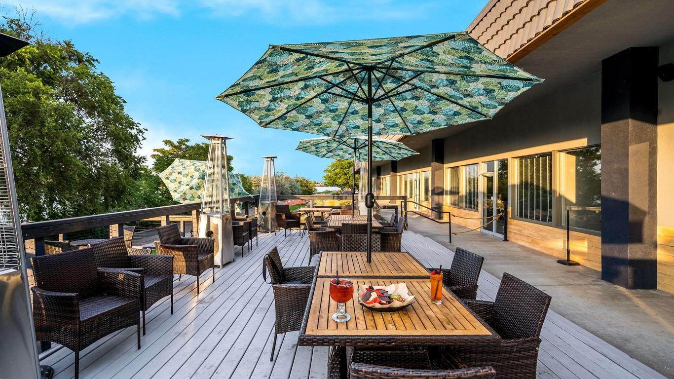 Richland Riverfront Hotel, Ascend Hotel Collection