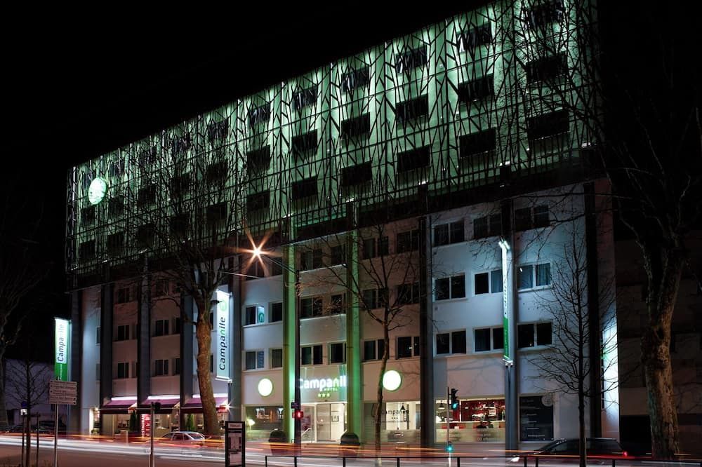 Gebäude