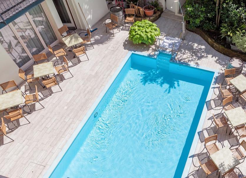 Pool Foto