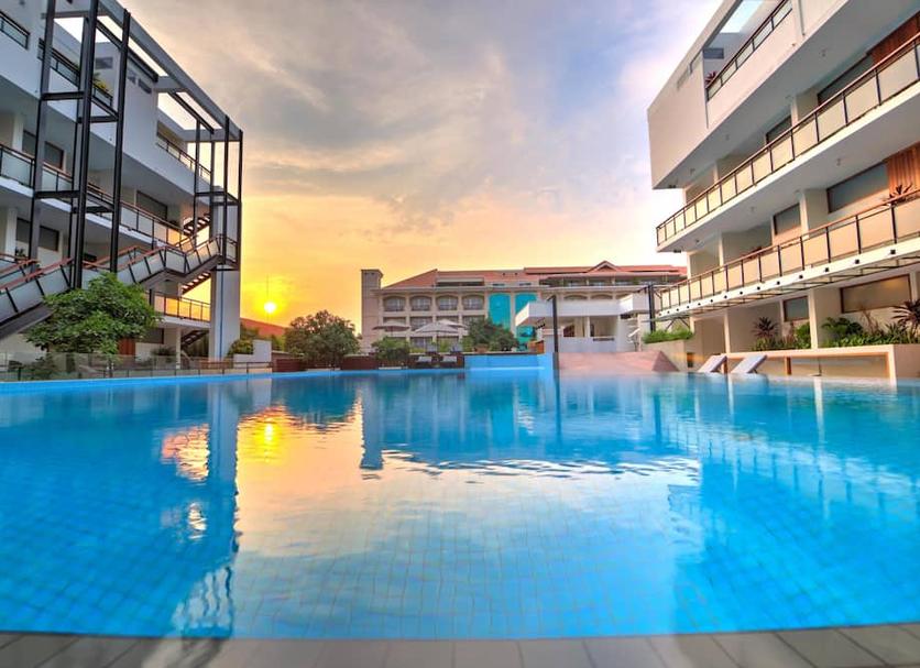 Pool Foto