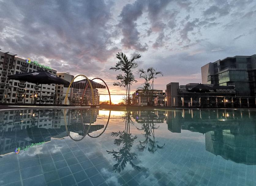 Pool Foto