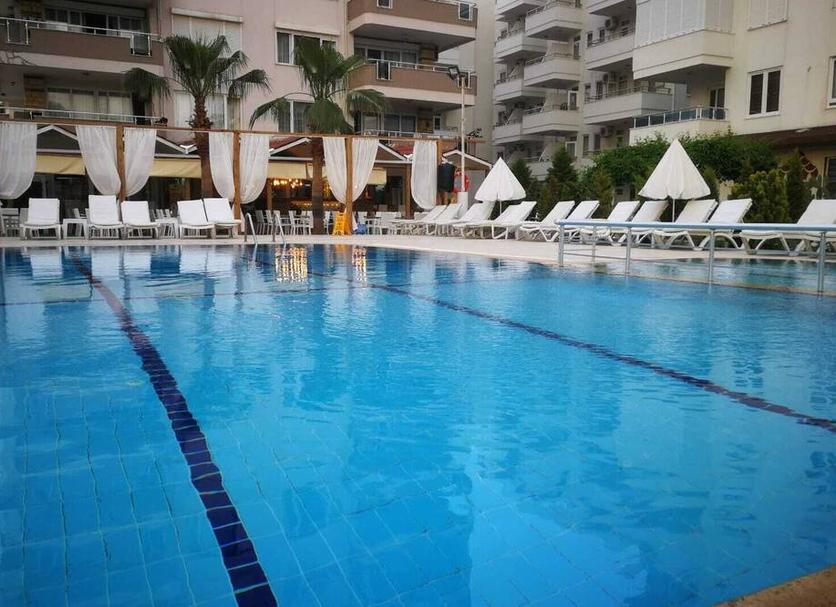 Pool Foto