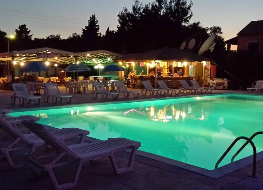 Pool Foto