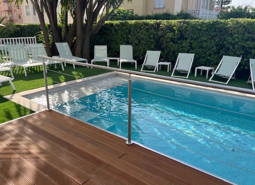 Pool Foto