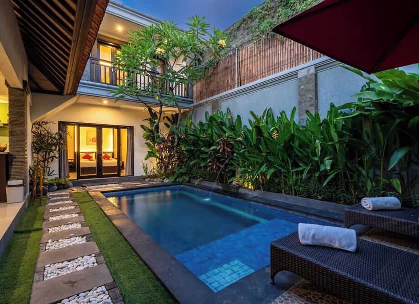 Pool Foto