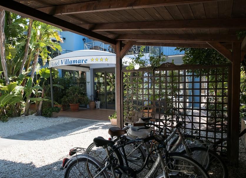 Außenansicht Foto