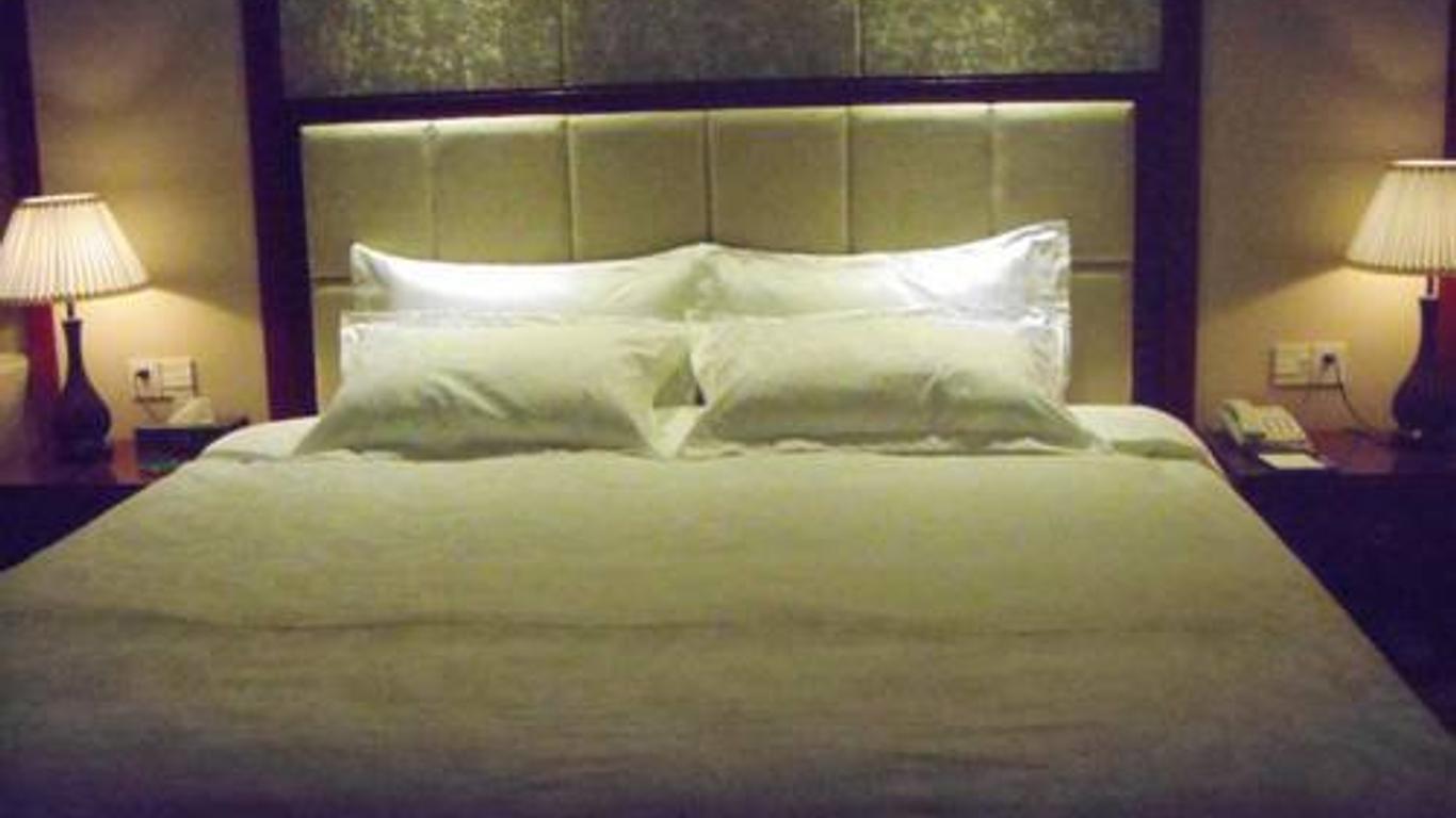 Ming Ren Hotel