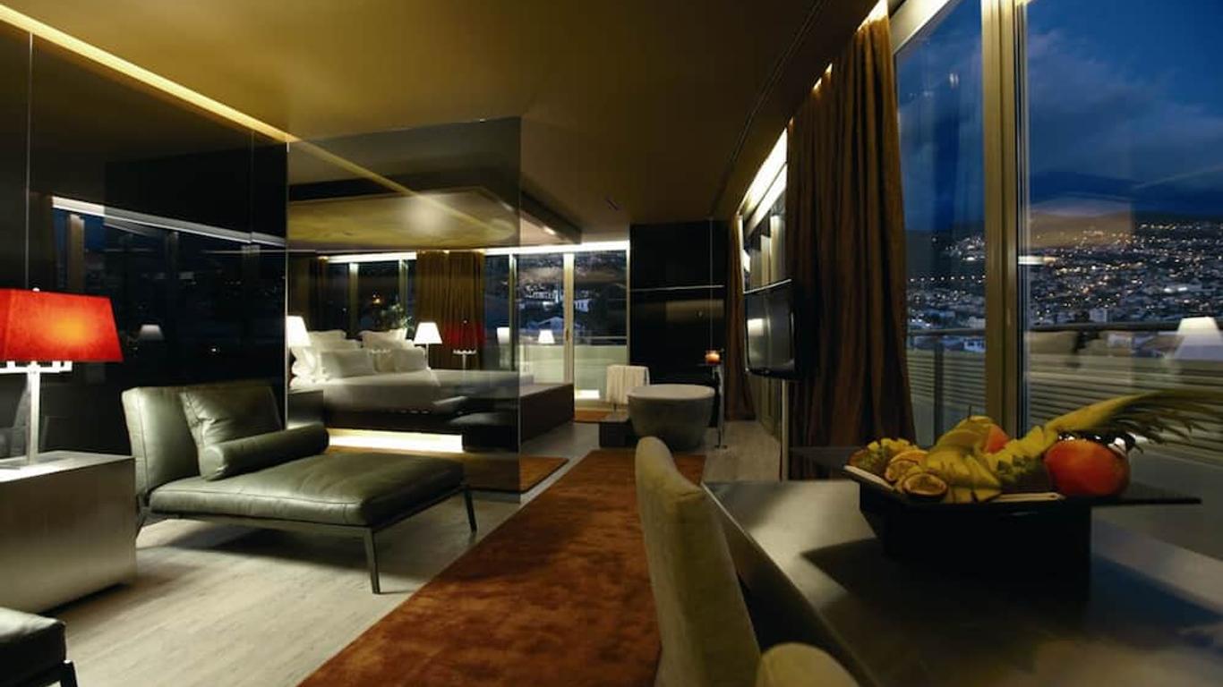 The Vine Hotel