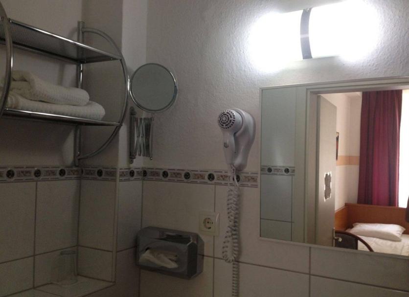 Zimmerausstattung Foto