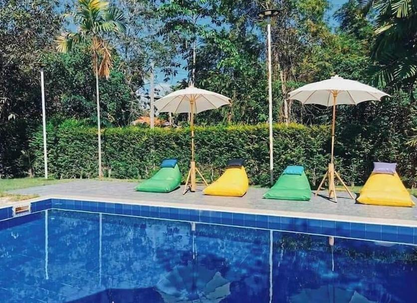 Pool Foto