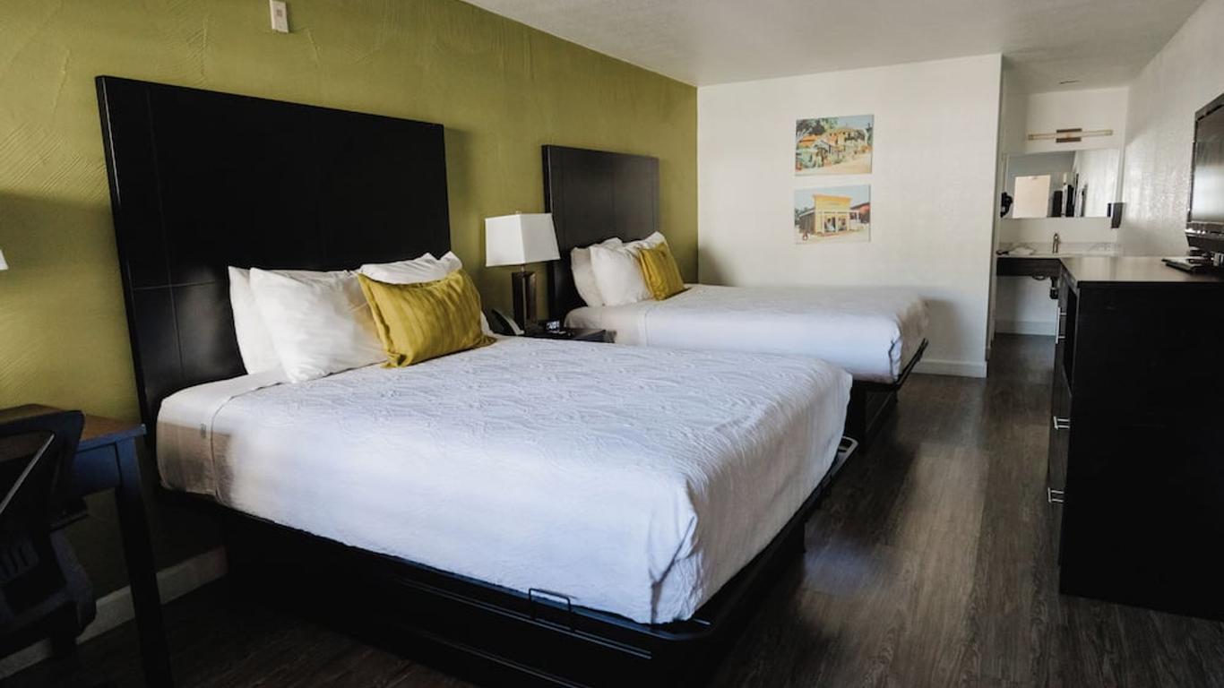 Old Town Western Inn & Suites