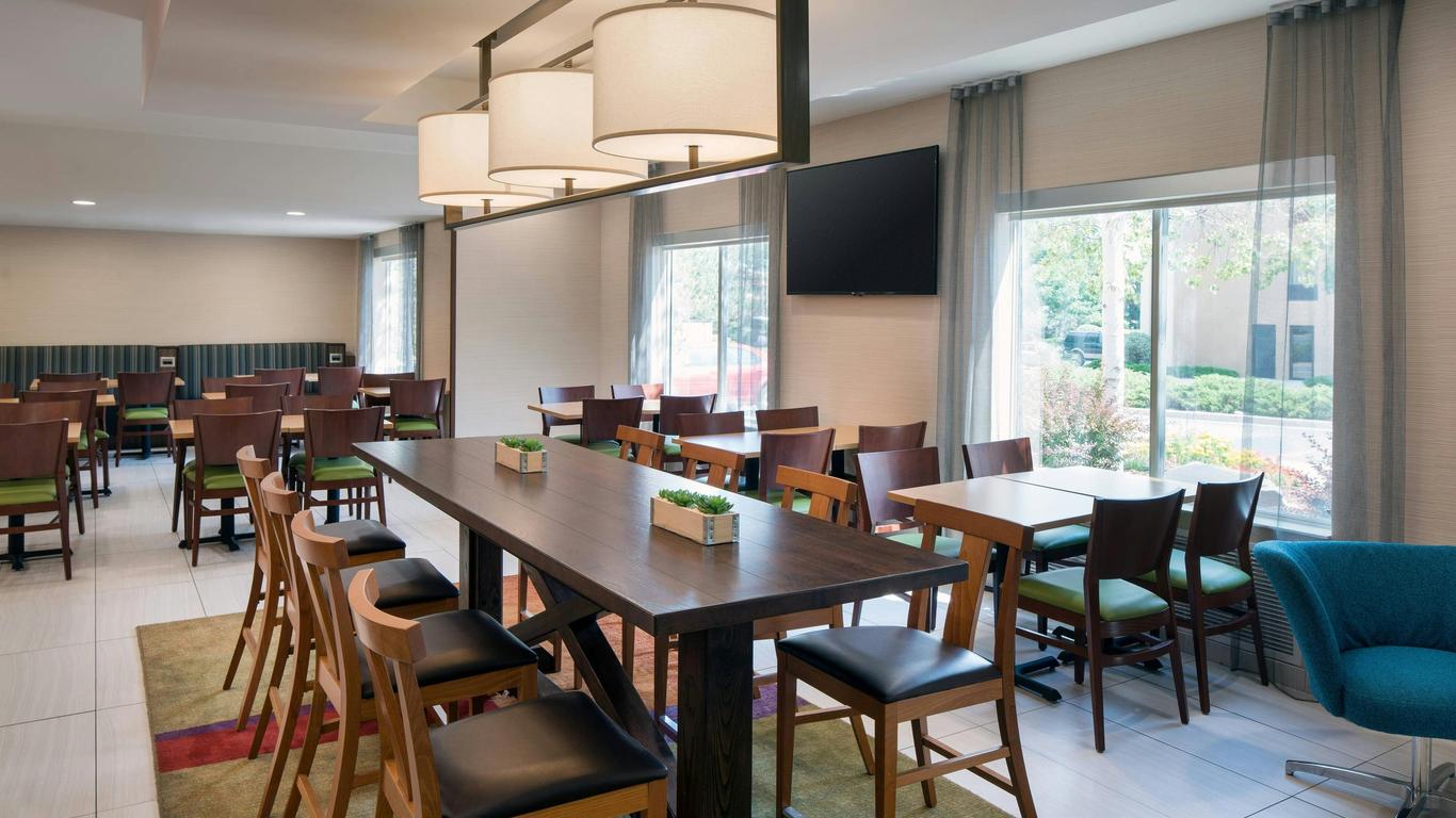 Fairfield Inn & Suites by Marriott Loveland Fort Collins