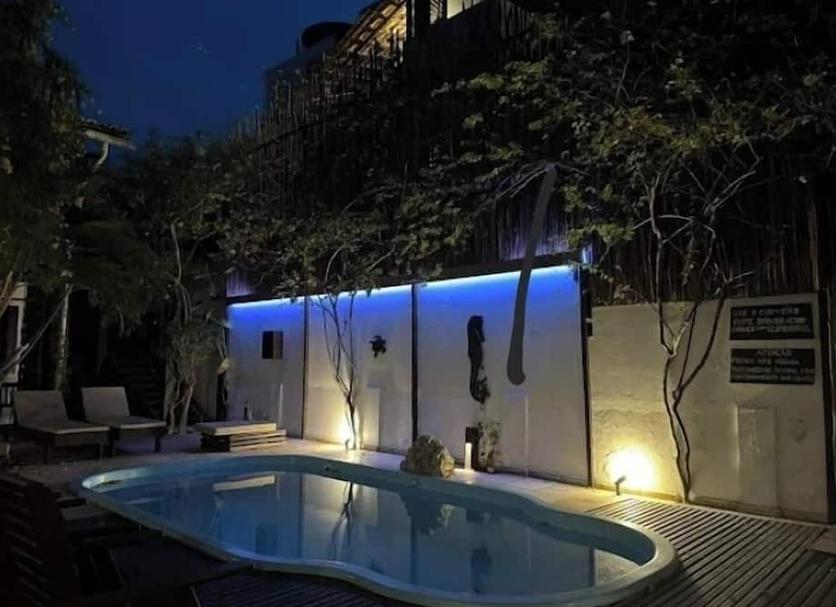 Pool Foto
