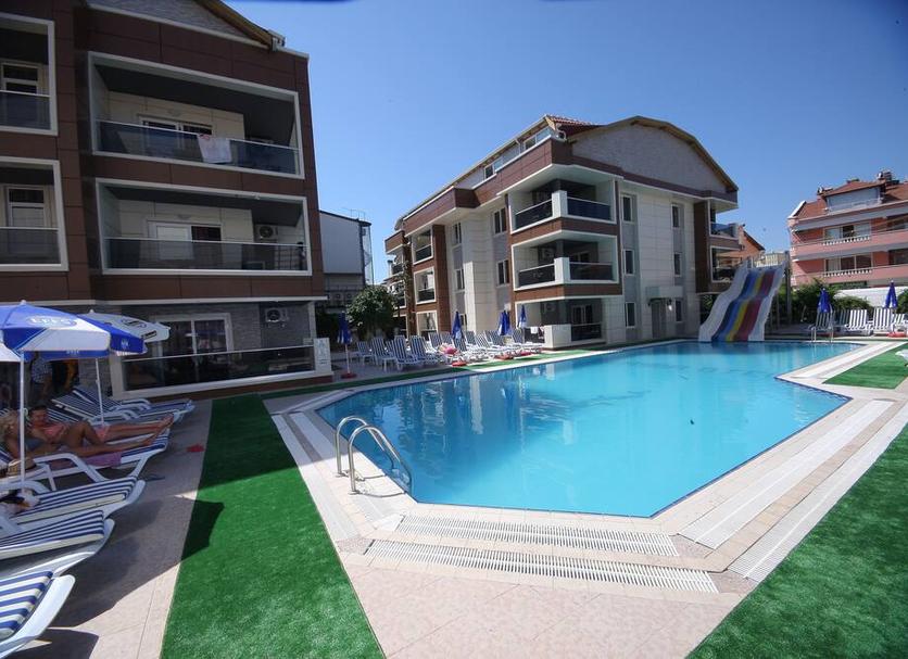 Pool Foto