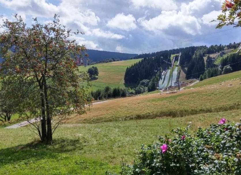 Außenansicht Foto