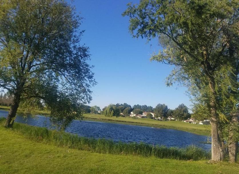 Außenansicht Foto