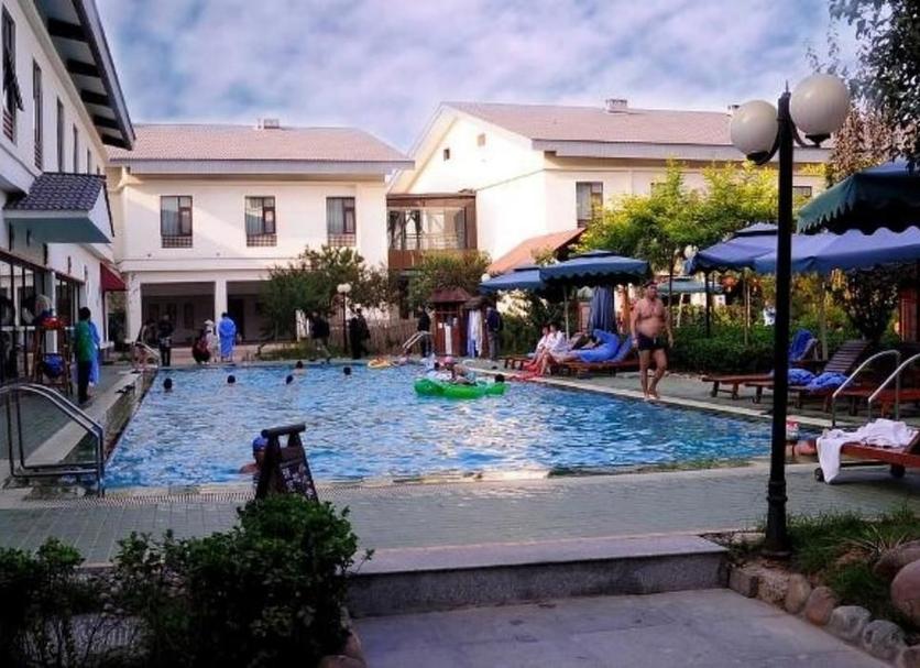 Pool Foto