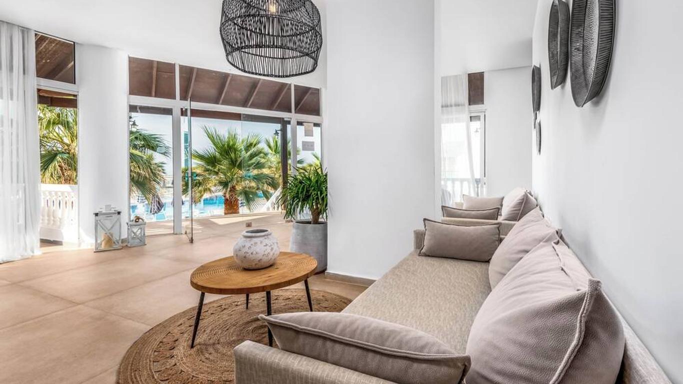 Elvita Beach Hotel