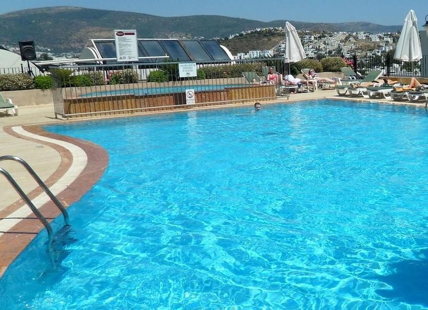 Pool Foto
