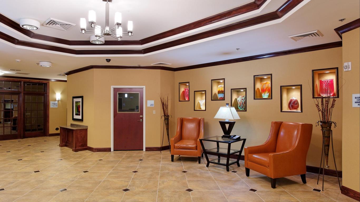 Holiday Inn Express Hotel & Suites Florence Northeast