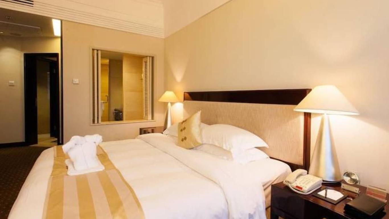 Haikou Tianyou Hotel (West Coast Holiday Beach)