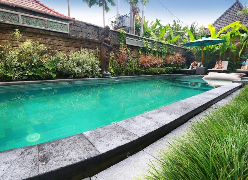 Pool Foto