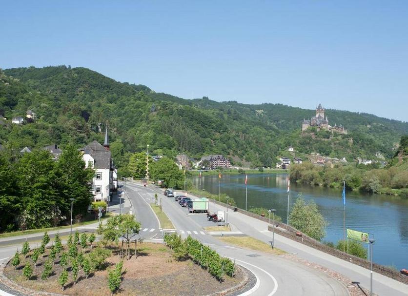 Außenansicht Foto