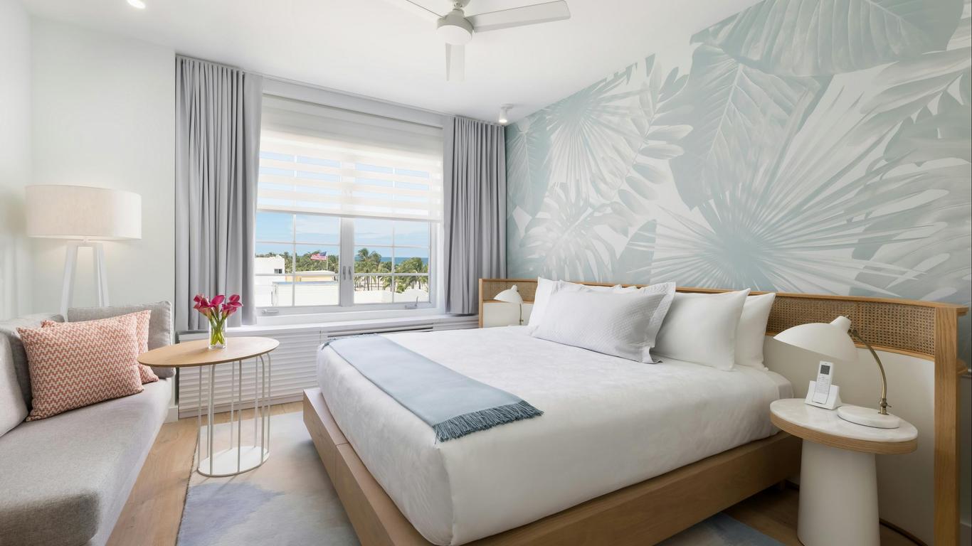 The Gabriel Miami South Beach, Curio Collection by Hilton