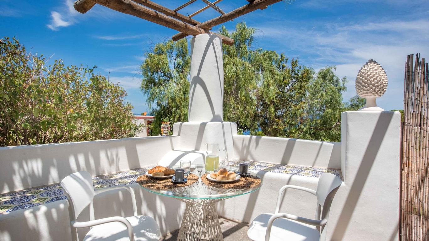 Hotel Ravesi