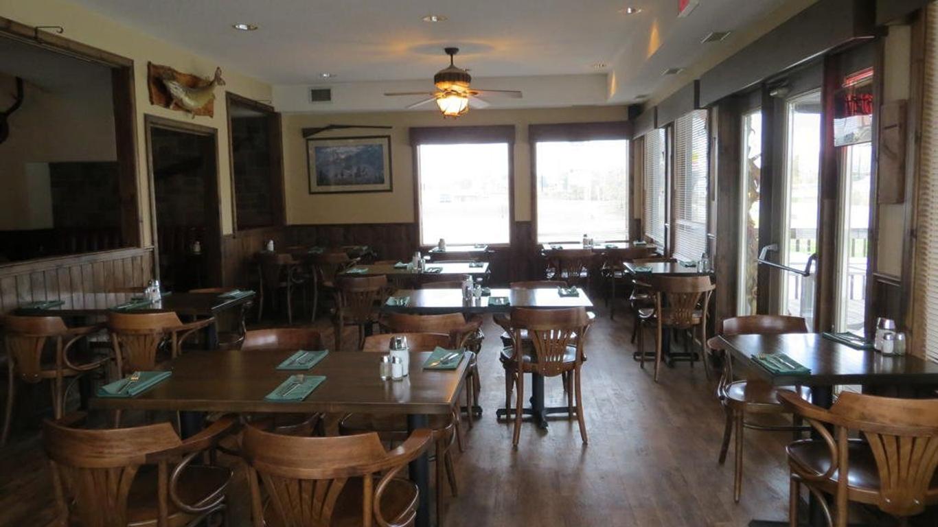 Trapper's Choice Inn & Restaurant