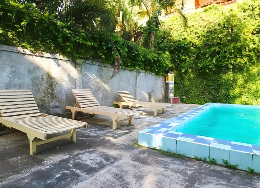 Pool Foto
