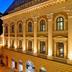 Gebäude