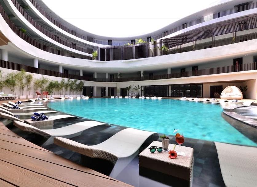 Pool Foto