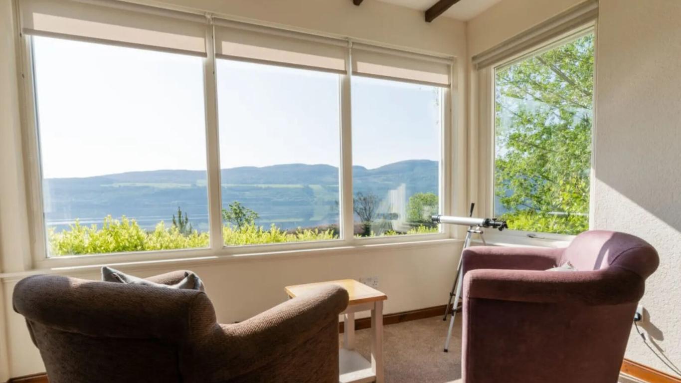 Loch Ness Cottages