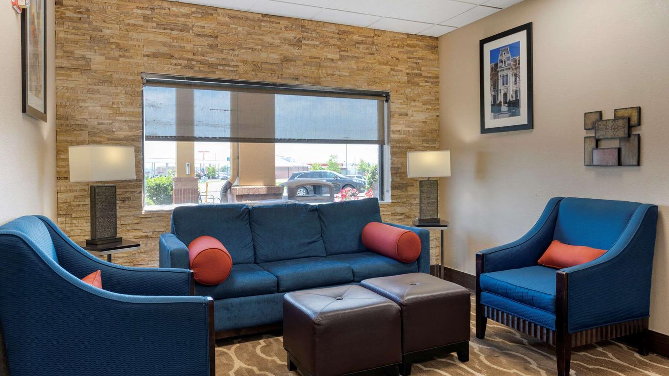 Comfort Suites Miamisburg - Dayton South