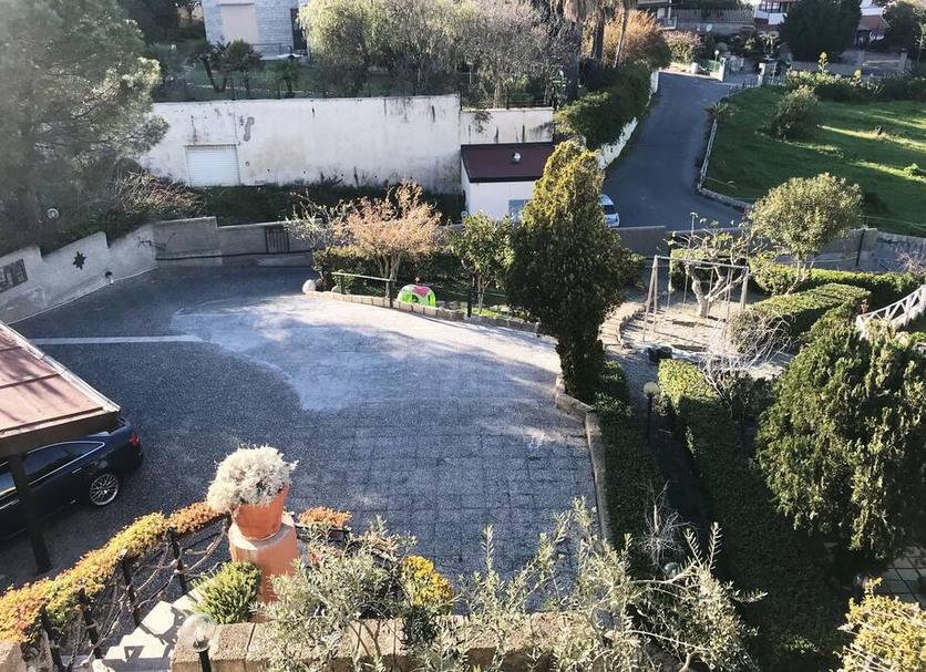 Außenansicht Foto