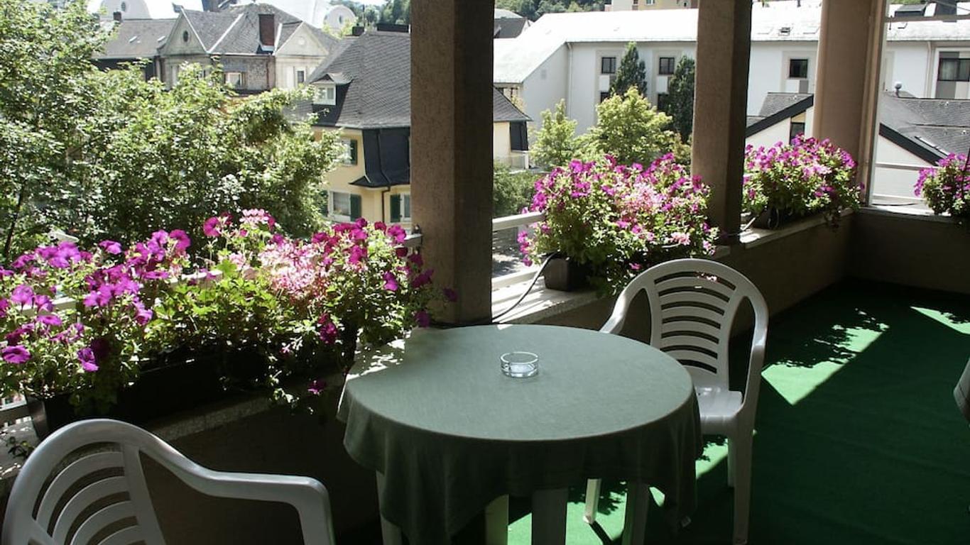 Edelstein-Hotel