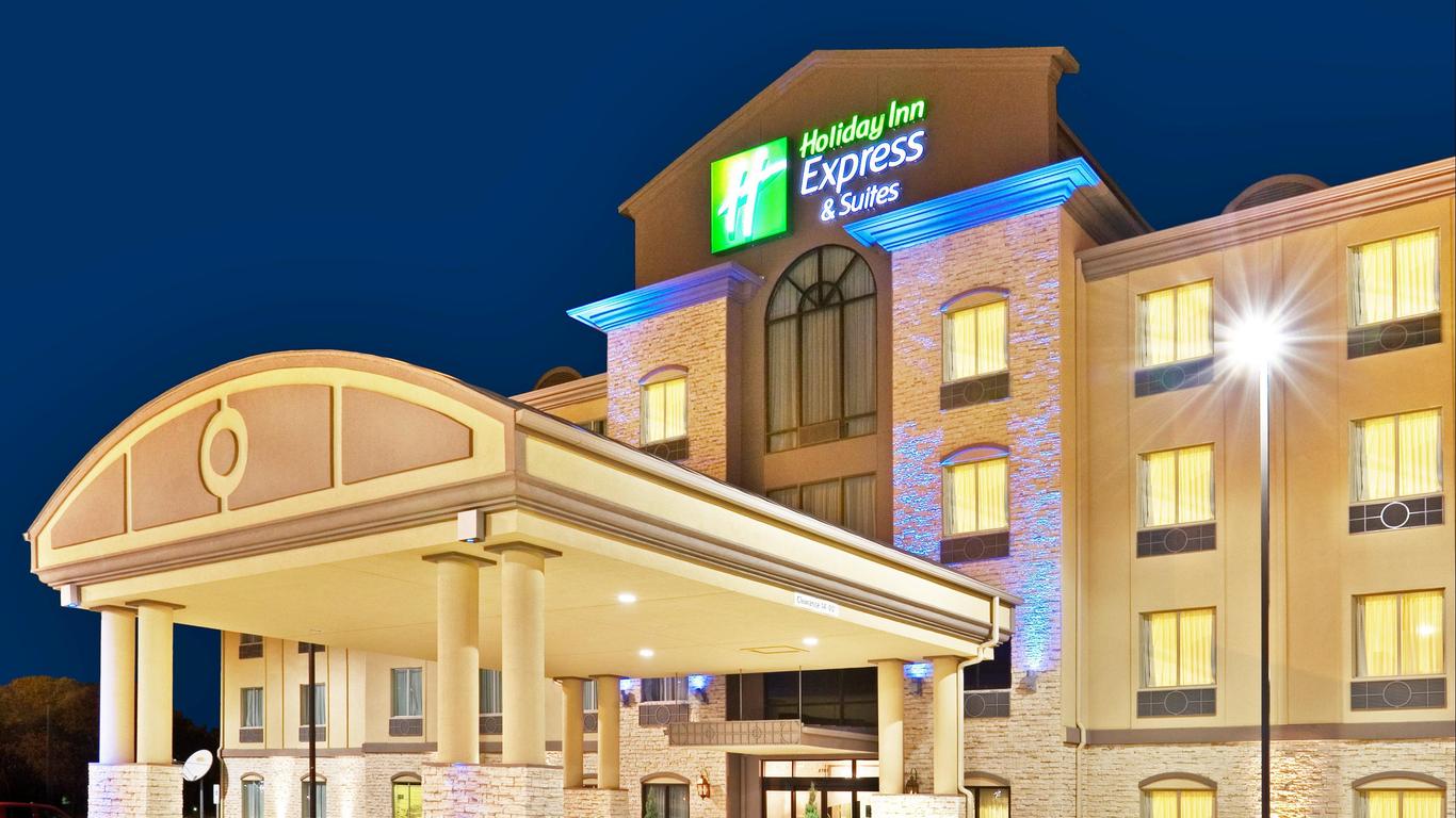 Holiday Inn Express & Suites Dallas Fair Park