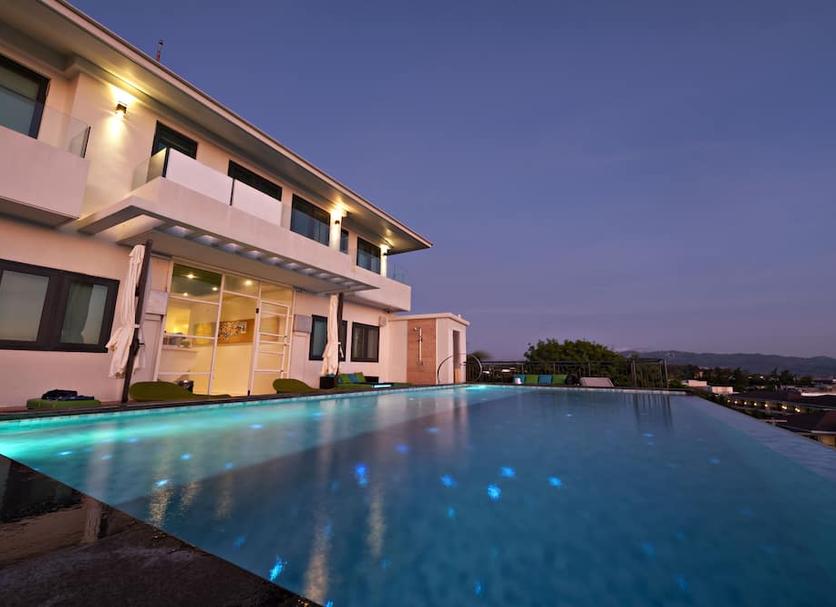 Pool Foto