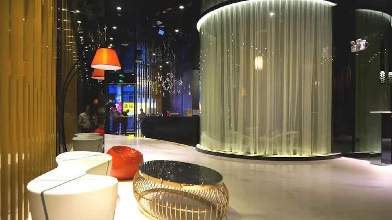 Paco Business Hotel Tiyuxilu Metrobranch
