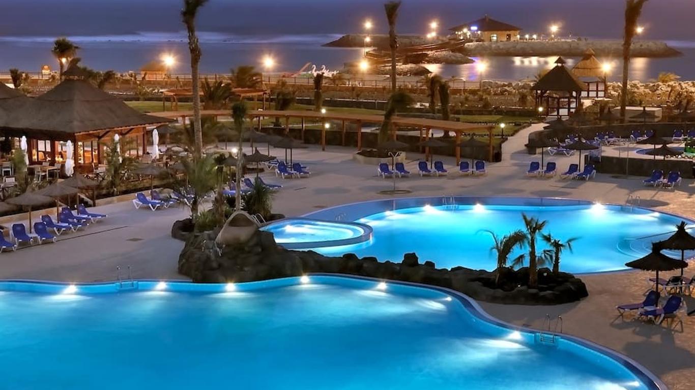 Elba Carlota Beach & Golf Resort