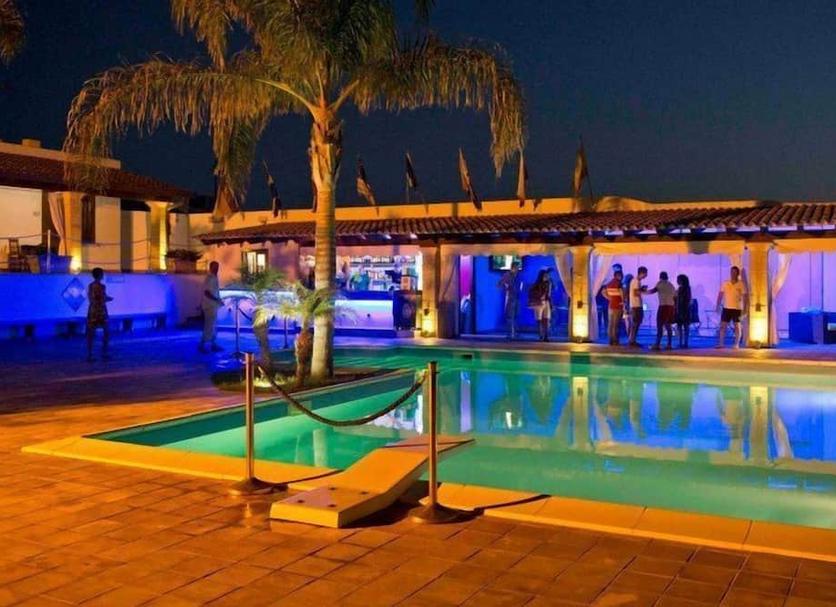 Pool Foto