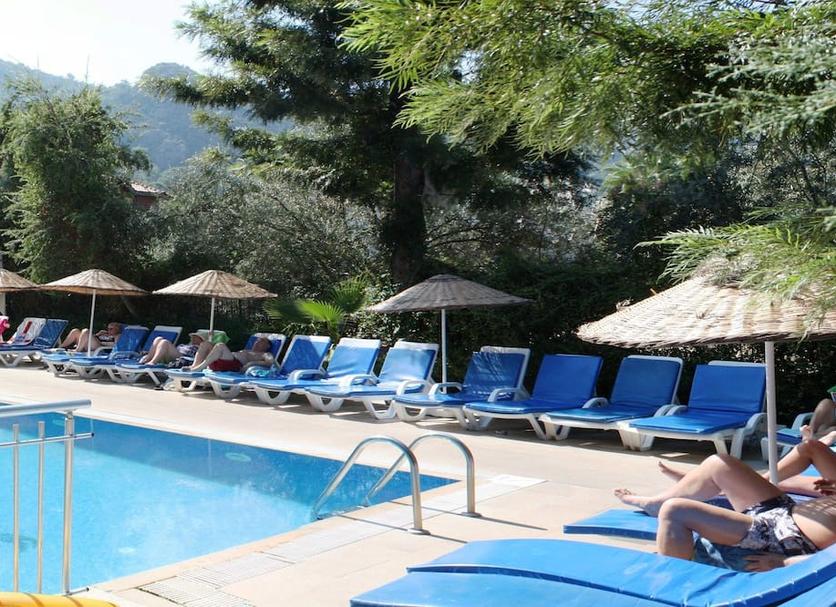 Pool Foto