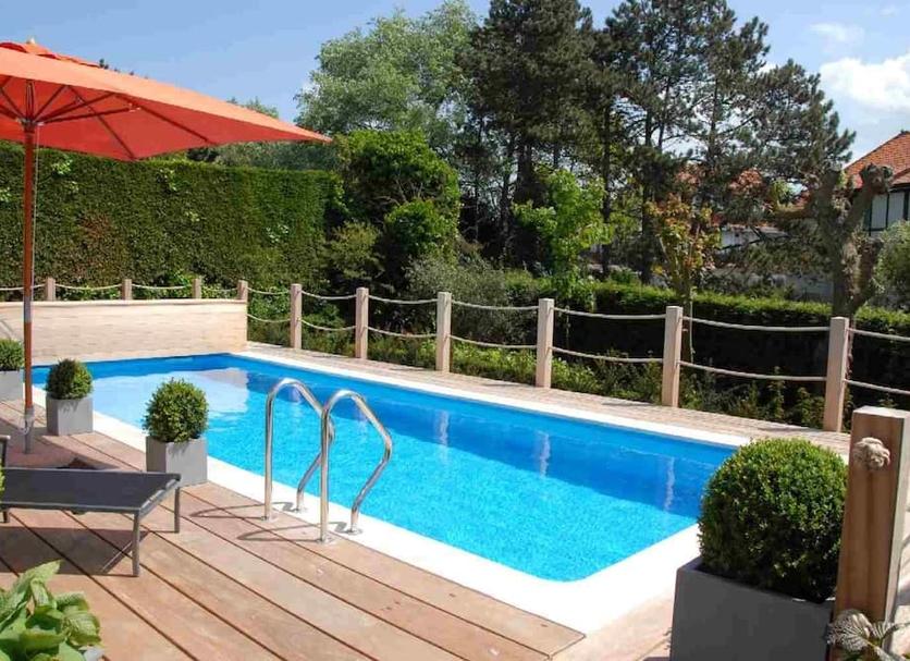 Pool Foto