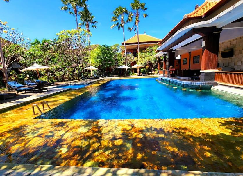 Pool Foto