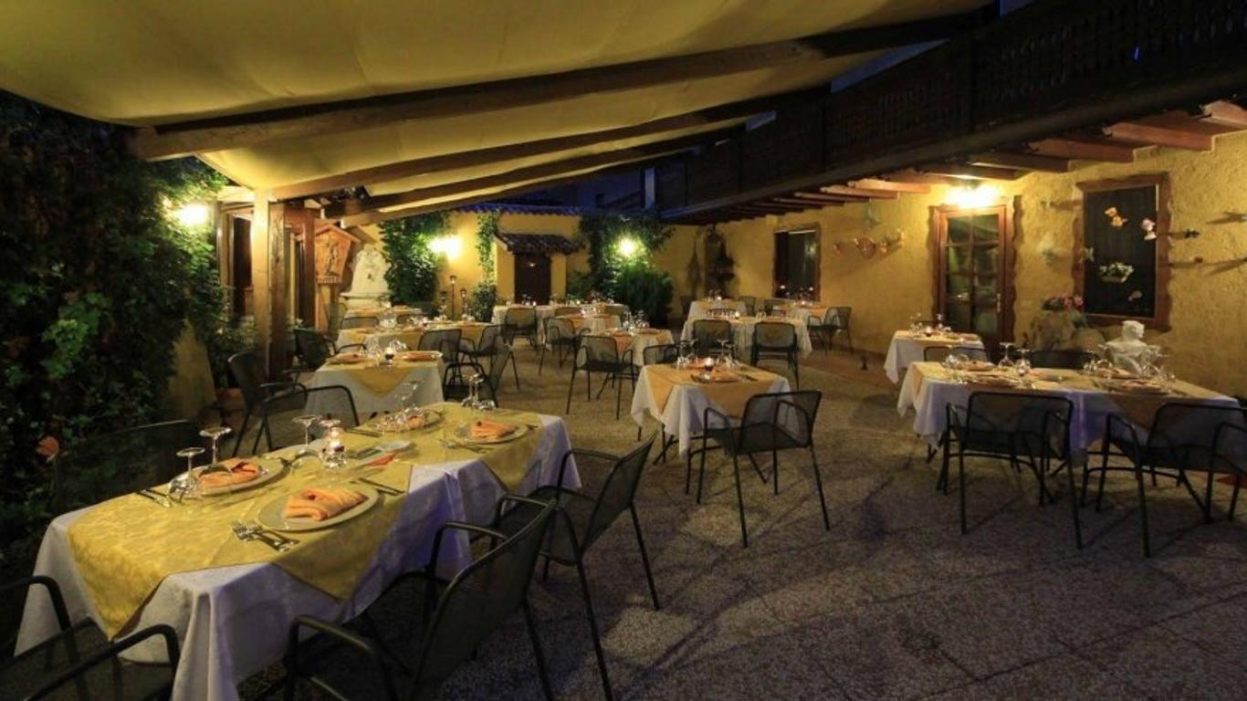 Hotel Borgo Dei Poeti Romantik Wellness & Spa