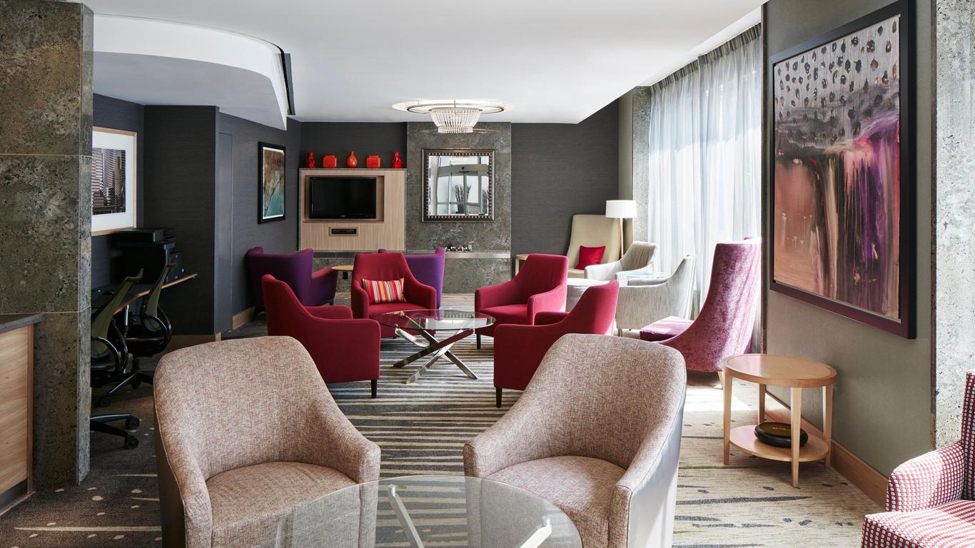 World Center Hotel