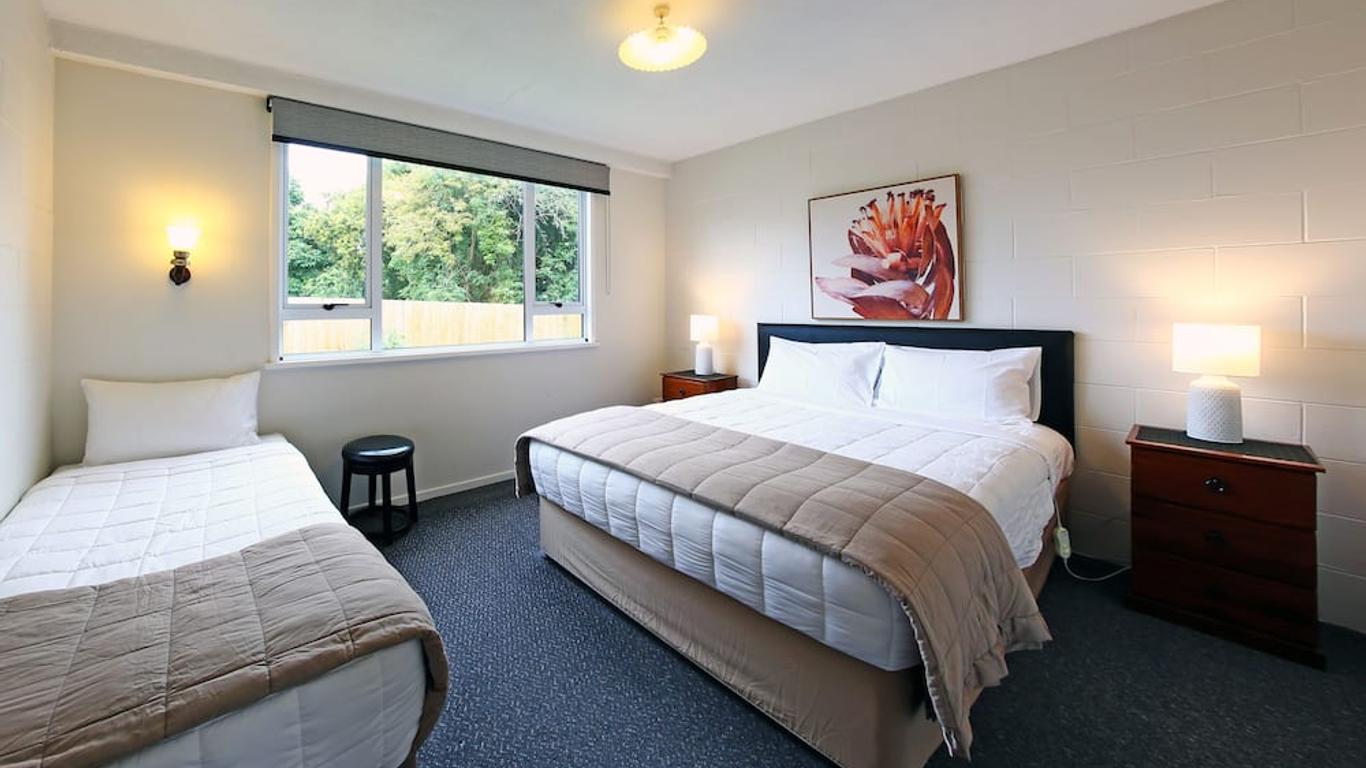 289 Midway Motel